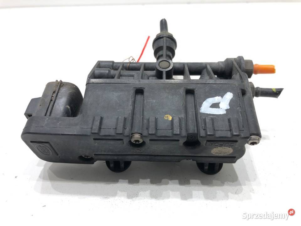 ROZDZIELACZ ZAWIESZENIA PRZÓD RVH000095 osobowe