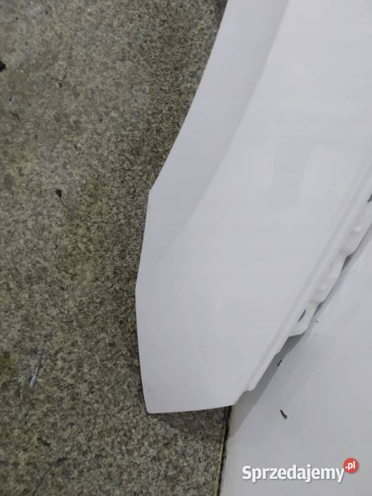 BŁOTNIK PRAWY PRZÓD BIAŁY Skoda Scala I 2019 osobowe