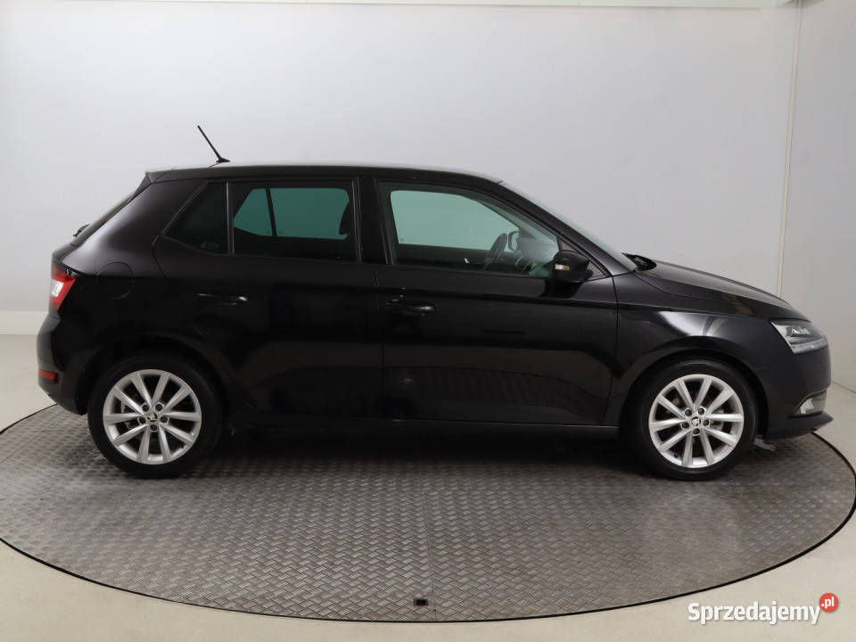 Skoda Fabia 10 TSI światła LED Bielany Wrocławskie