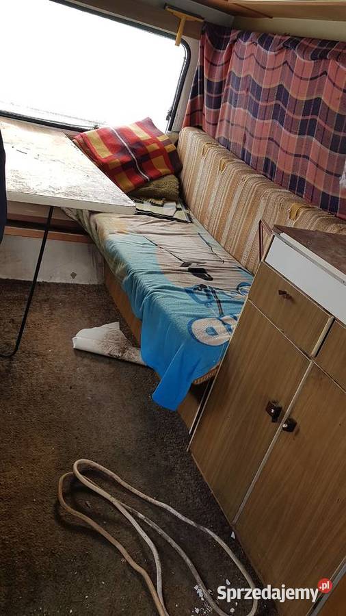 Przyczepa kempingowa 4m
