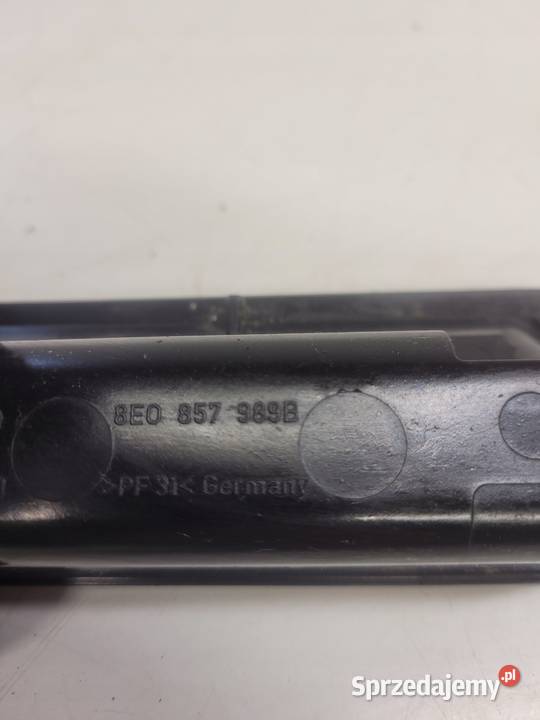 WKŁAD POPIELNICZKI PRZÓD AUDI A4 B7 8E0857989B osobowe Przystajń sprzedam