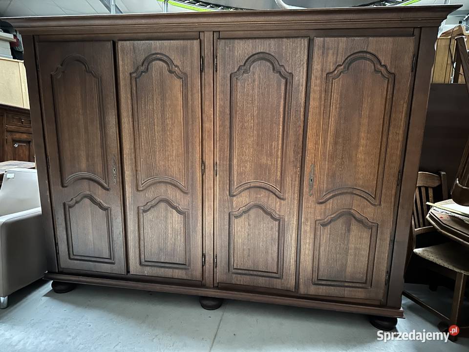 Dębowa szafa 261