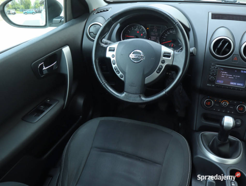 Nissan Qashqai 16 światła przeciwmgielne Łódź sprzedam