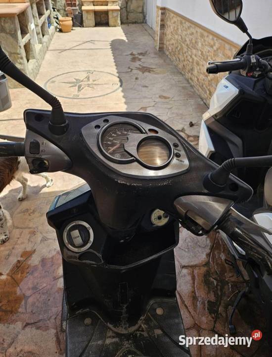 Sprzedam skuter Yamaha Cygnus 125cc Rok produkcji 2012 sprzedam