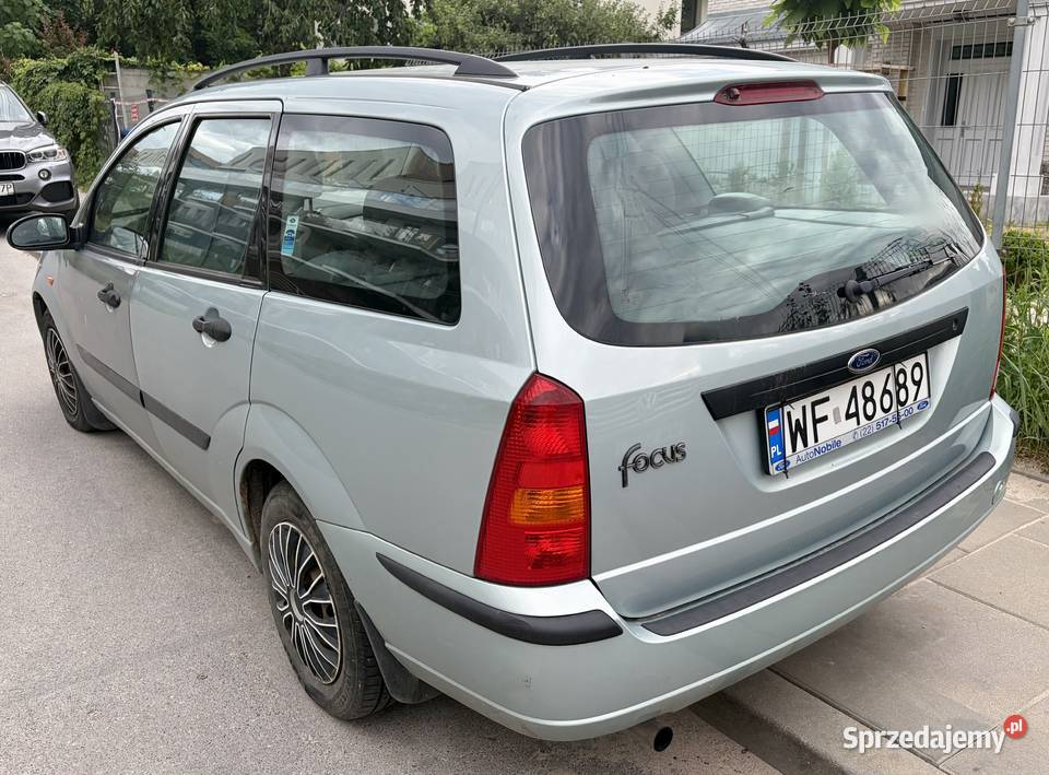 Ford Focus Kombi 16 Benzyna Salon Bezwypadek 100KM mazowieckie Wieliszew