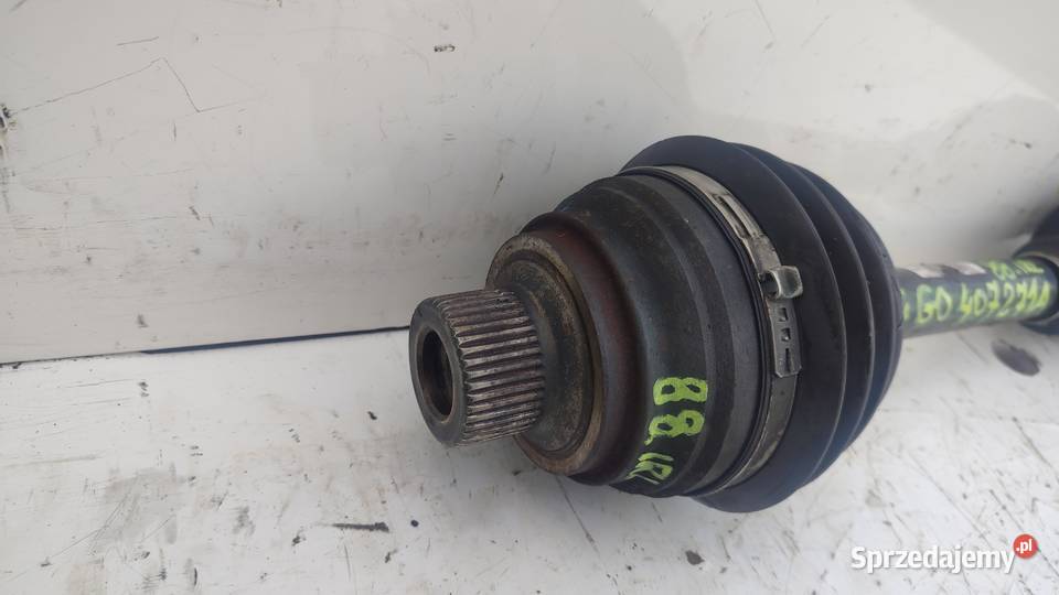 88IRLAUDI A4 B8 A5 8T 30 TDI 8K0407271AJ PÓŁOŚ Włoszczowa