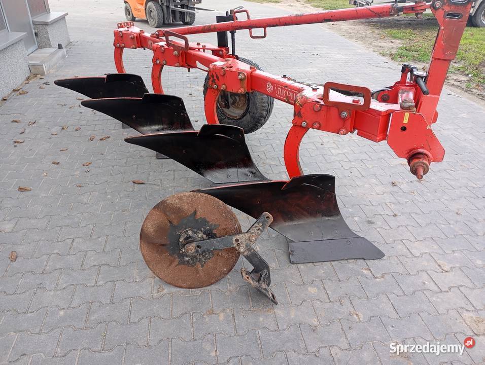 Pług zagonowy Akpil mix 4 skibowy nie agro Masz Radom sprzedam