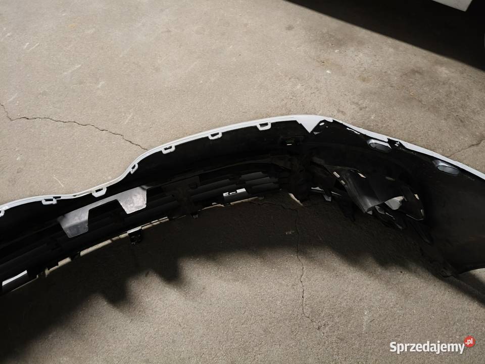 Zderzak przedni Clio 4 polift osobowe Zderzaki Tarnowo Podgórne