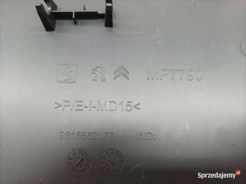 SCHOWEK GÓRNY DESKI IV 9816562177 Citroen