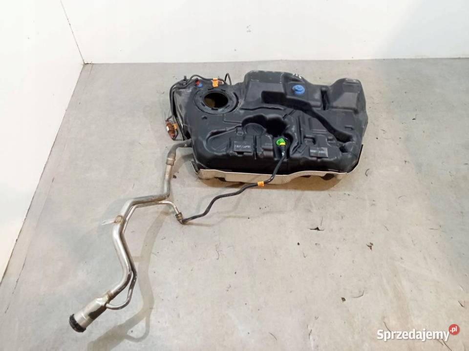 ZBIORNIK PALIWA BAK 20 TDCI 180 DG939K007 Ford osobowe