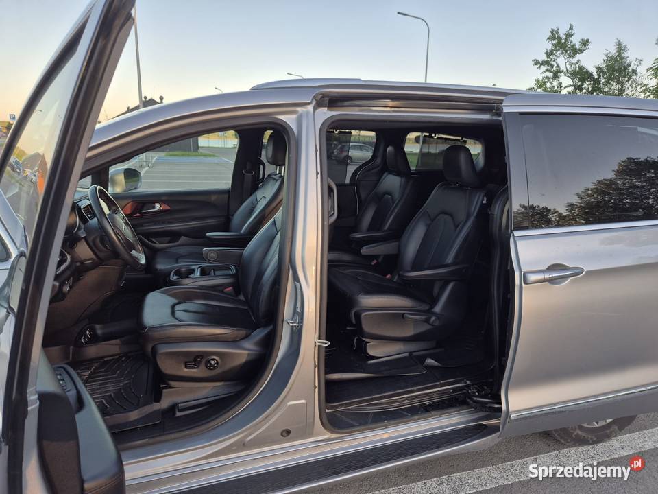 Sprzedam chrysler pacyfika touring L