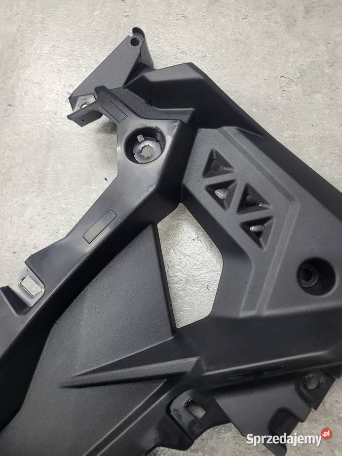 SUZUKI GSX8R GSX 8 R WYPEŁNIENIE OWIEWKI OSŁONA Nowy Tomyśl