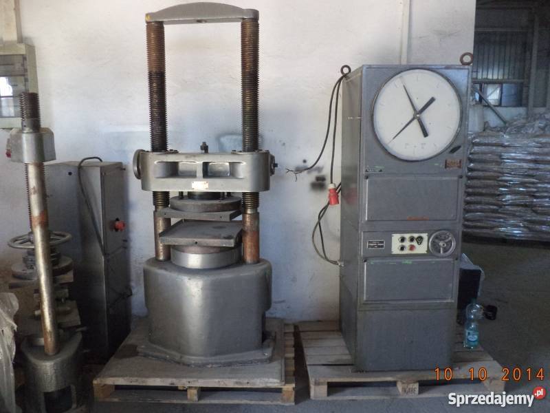 Prasa hydrauliczna laboratoryjna P 125 Ton Warszowice