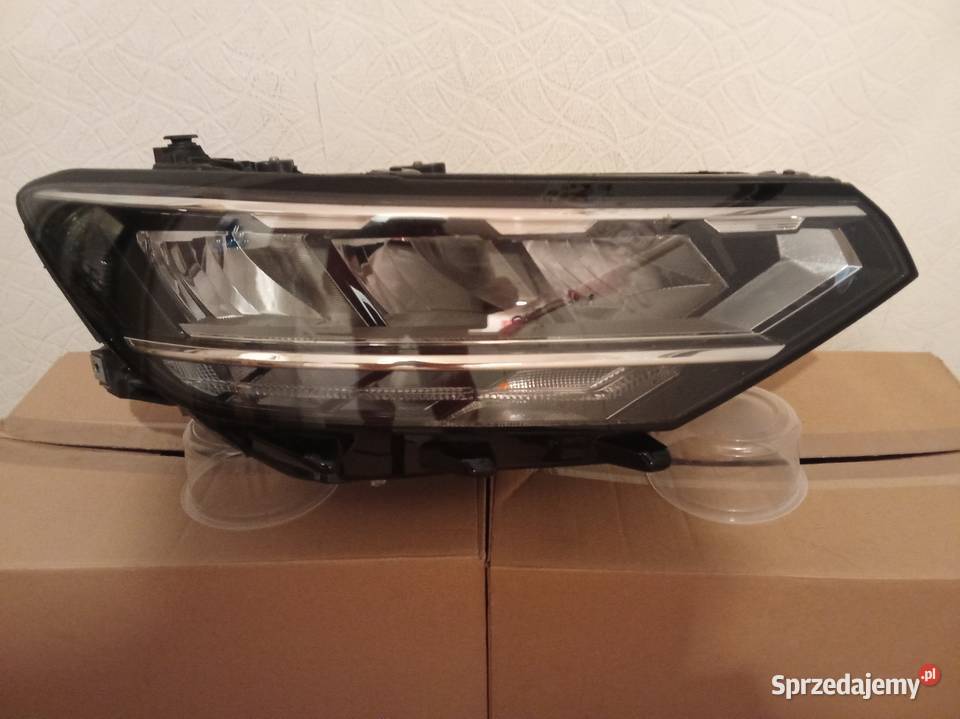 VW Passat B82023rreflektor przedni prawy full Rok produkcji 2023 Lampy przednie dolnośląskie Kamieniec Wrocławski