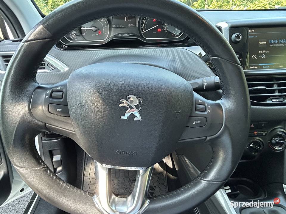 Peugeot 2008 12 Pure Tech Style czujnik parkowania Bobrowniki sprzedam