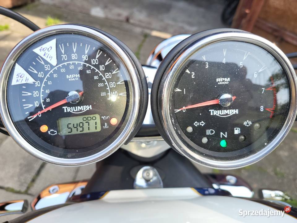 Triumpf Rocket 3 Clasic z 2006 roku Pojemność łódzkie Zduńska Wola