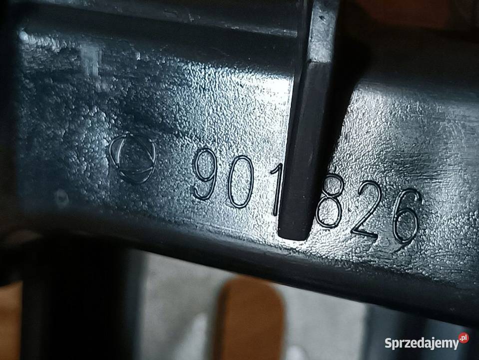 MERCEDES W212 ŚLIZG MOCOWANIE ZDERZAKA PRAWY TYŁ osobowe wielkopolskie Pleszew