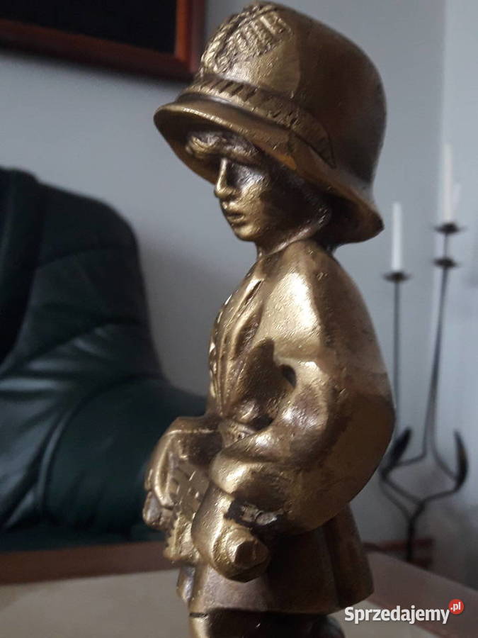 Figura z mosiądzu Małego Powstańca 225 lubelskie Janów Lubelski