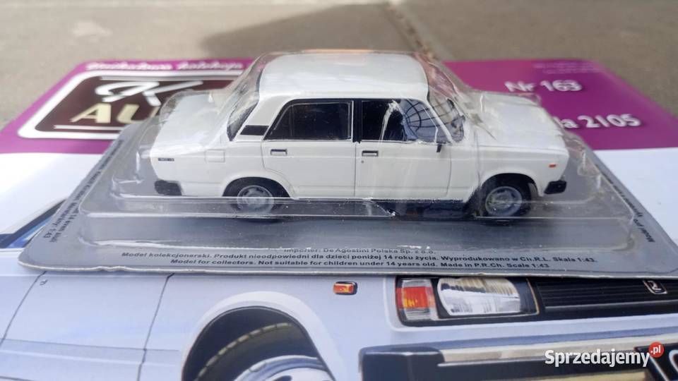 ŁADA 2105 model deagostini 143 kultowe auta PRL Warszawa