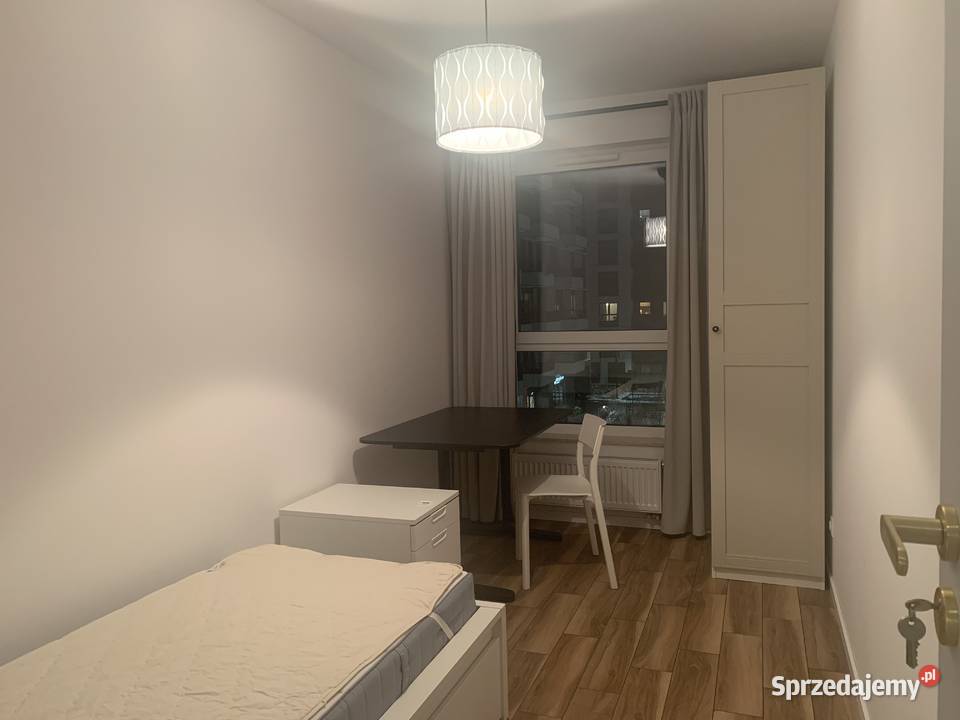 Dwa osobne nieprzechodnie pokoje balkon szybki miejsce parkingowe Warszawa