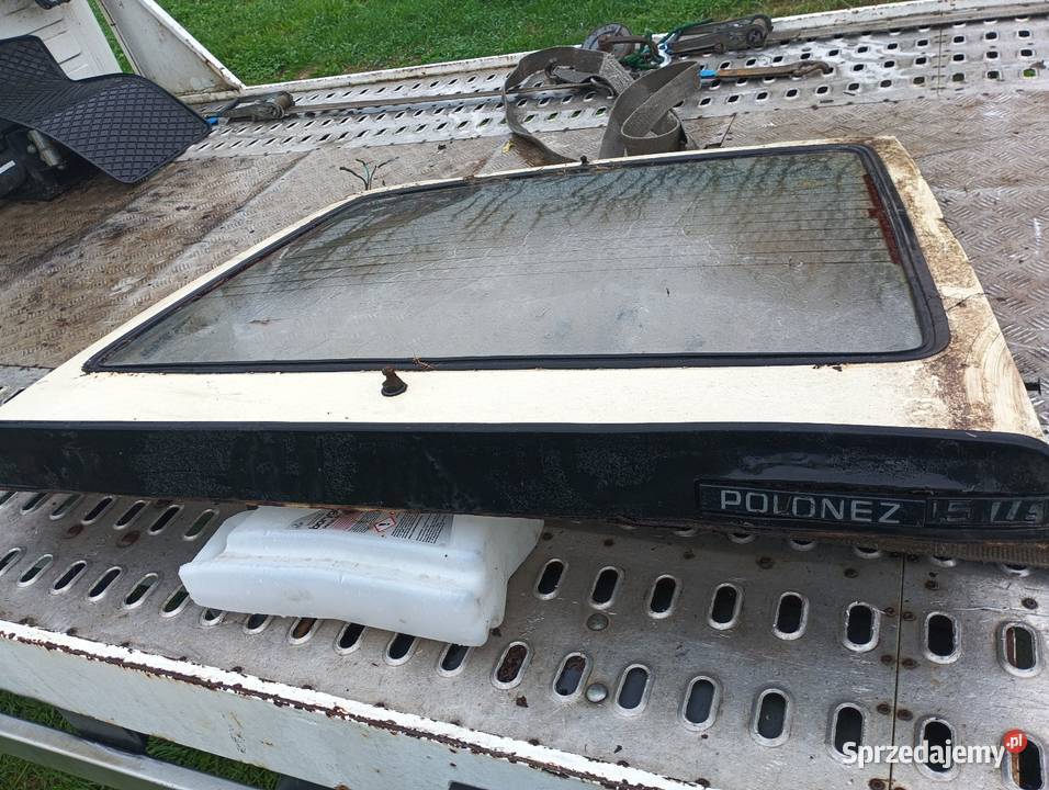 Klapa tylna polonez Borowiczlotka spojler Nisko