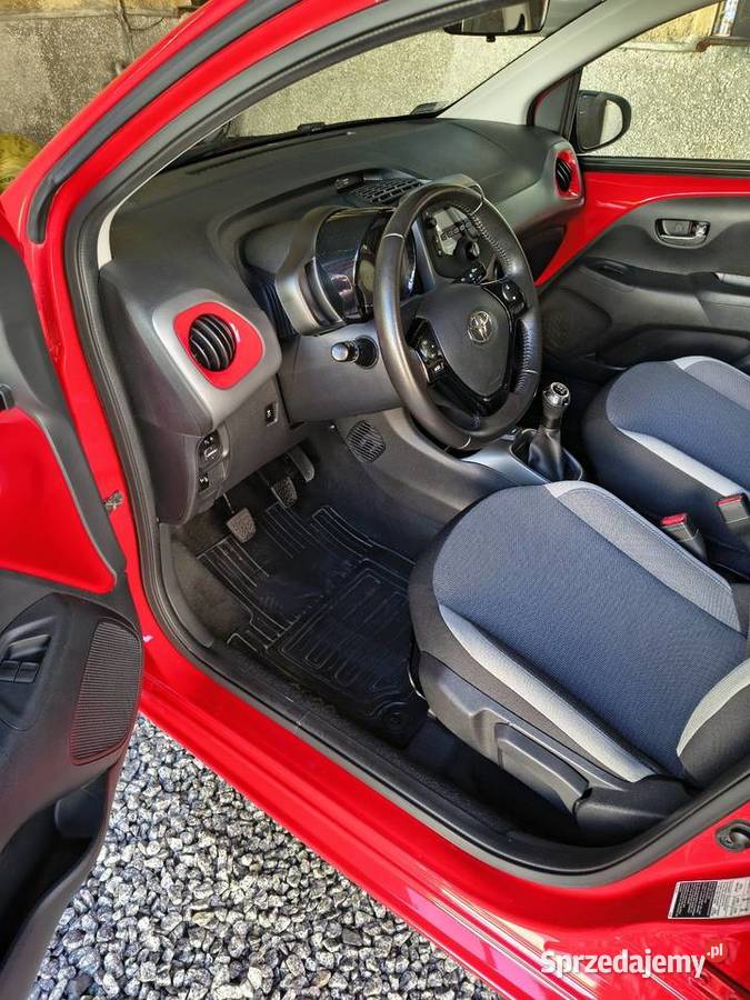 Toyota Aygo 10 play Kraków