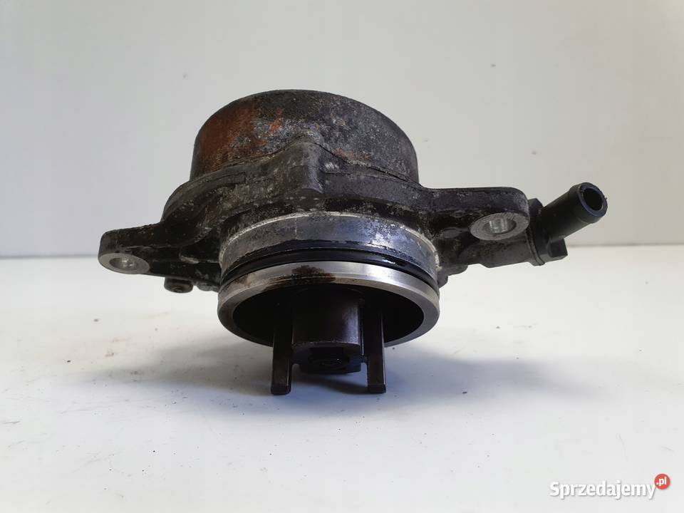 BMW E87 20 D POMPA WAKUM VACUM Rudka