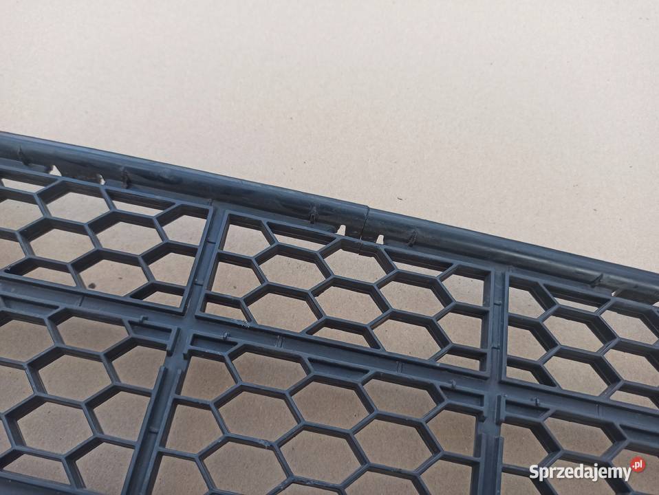 HONDA JAZZ KRATKA ZDERZAKA ŚRODKOWA 71103TF0G210 Karoseria lubuskie