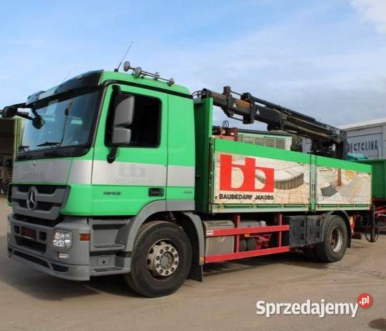 Mercedes 1846 skrzynia z dzwigiem przyczepa do Motoryzacja