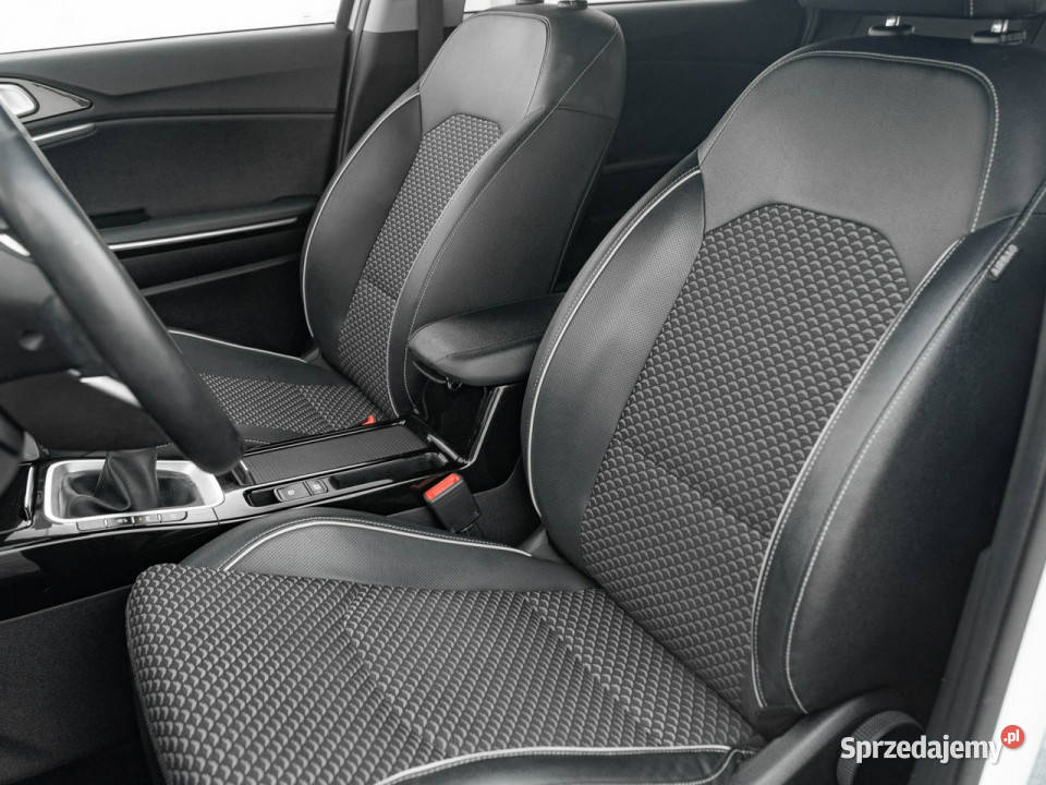 Kia Ceed EL3FN6010 TGDI L Podgrzf kier szyba Gdańsk sprzedam