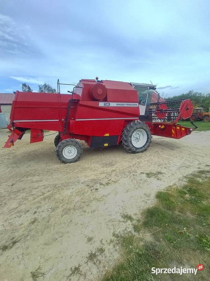 Kombajn Massey Ferguson 23