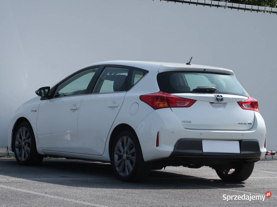 Toyota Auris Hybrid światła do jazdy dziennej Auris Lublin