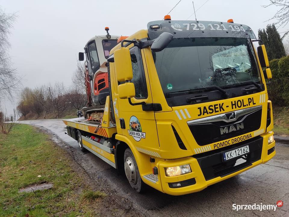 Holowanie samochodów osobowych dostawczych Transport towarów, przeprowadzki Wieliczka