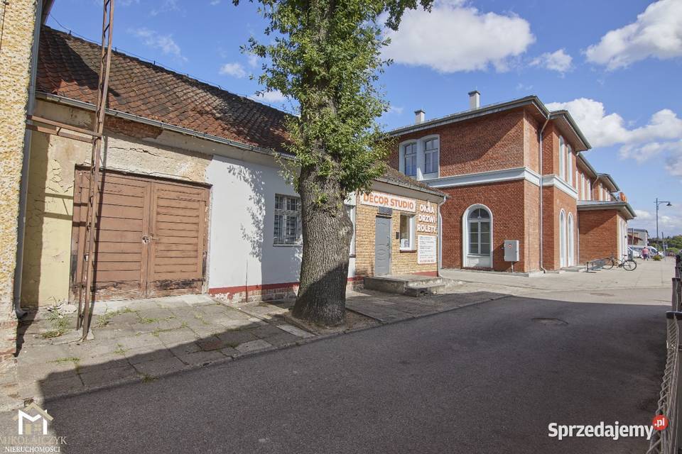 Budynek handlowousługowy dworcu w Bartoszycach warmińsko-mazurskie Bartoszyce