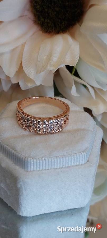 Pierścionek z cyrkoniami Różowe złoto 585 Gliwice