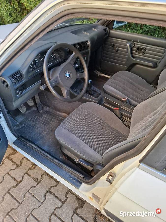 Bmw e30 318i m10 na lancuchu 1987r 190000 Seria 3 Samochody osobowe