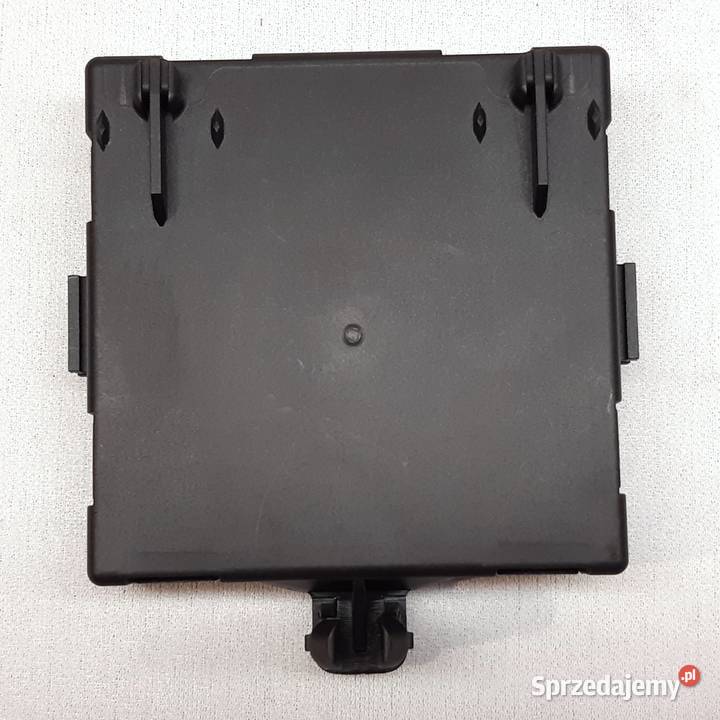 Moduł Sterownik Drzwi MERCEDES W204 2048701726 osobowe Mielęcin sprzedam