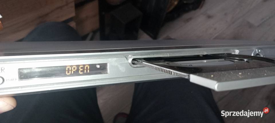 Odtwarzacz DVD Denver z pilotem