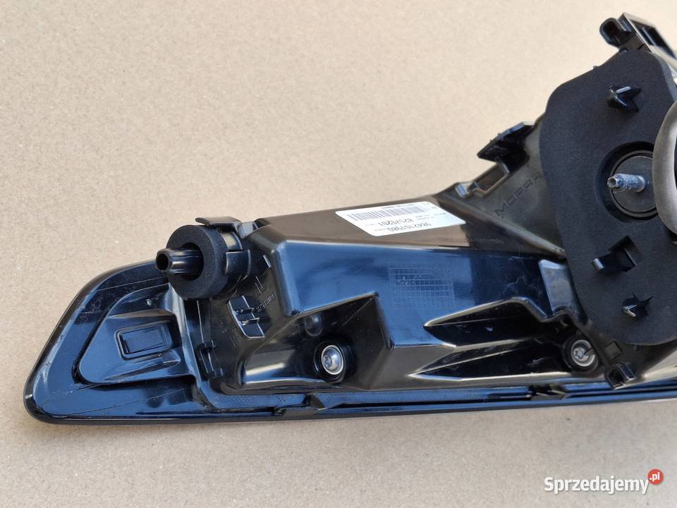 PEUGEOT 3008 III 3 5008 LAMPA PRAWY TYŁ PRAWA Lampy tylne lubuskie Bieleń