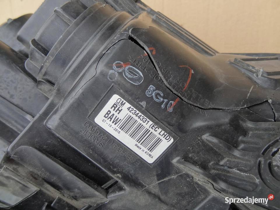 LAMPA PRAWA PRZEDNIA PRZÓD OPEL MOKKA A 42344331 osobowe
