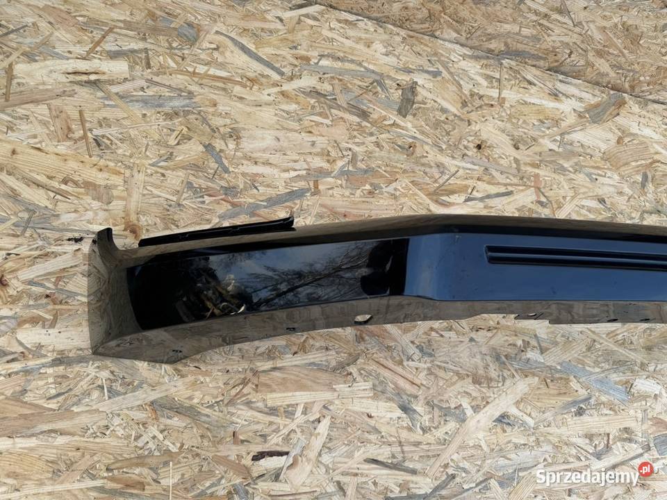 Spoiler dokładka dolna renault megane 5 V etech osobowe