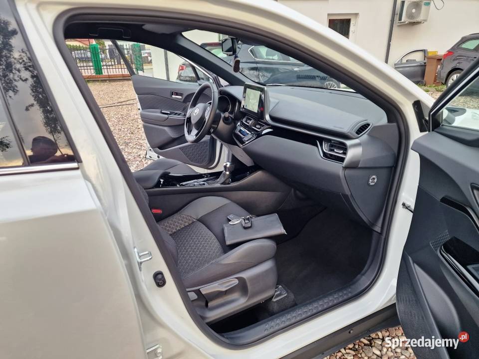 Toyota CHR Hybrid Automat Salon Polska Na lakier metallic