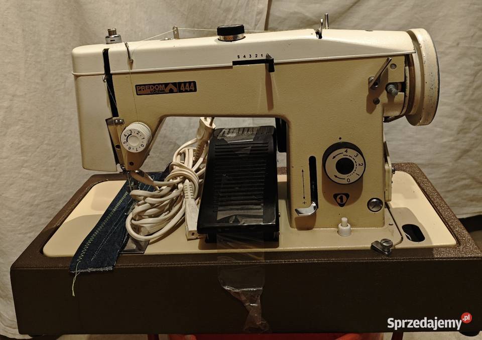 Maszyna do szycia predom Łucznik 444 Rzeszów