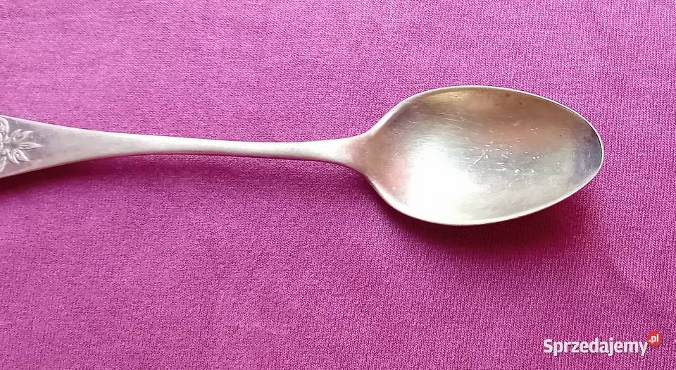 Secesyjna pozłacana łyżka z medalionem przełom Koźminek