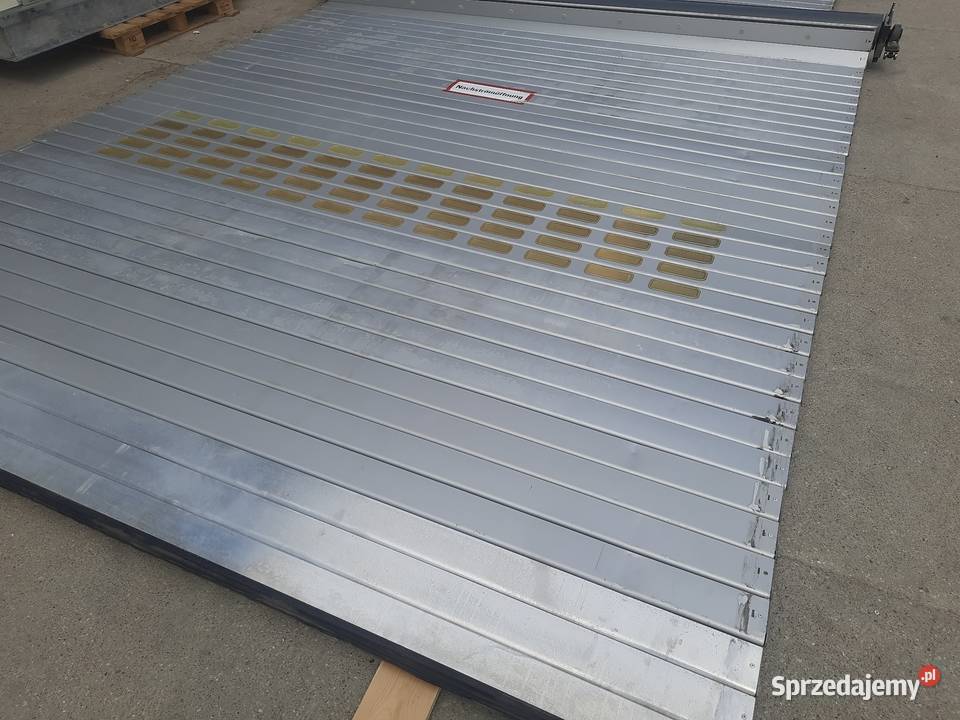 Brama drzwi roletowa Hormann 3x3 roleta