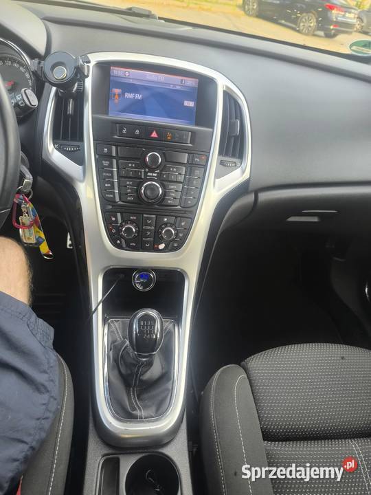 Opel Astra J Sports Tourer Kombi 14 Turbo Sokołów Podlaski sprzedam