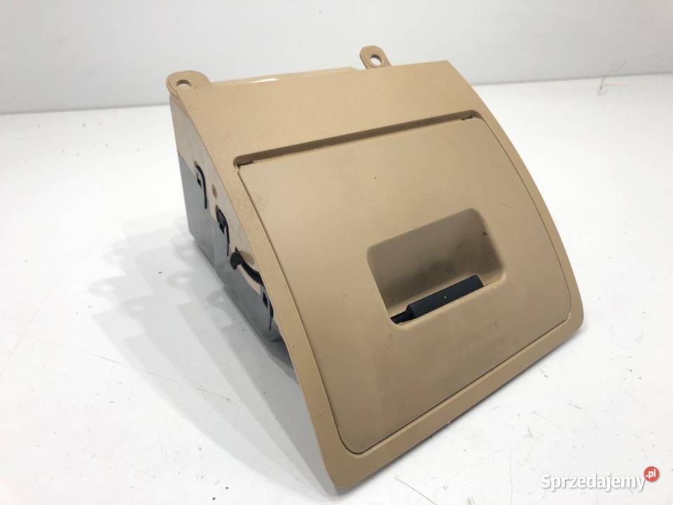 SCHOWEK BMW E61 SedanLimuzyna 0410 PÓŁKA WNĘKA