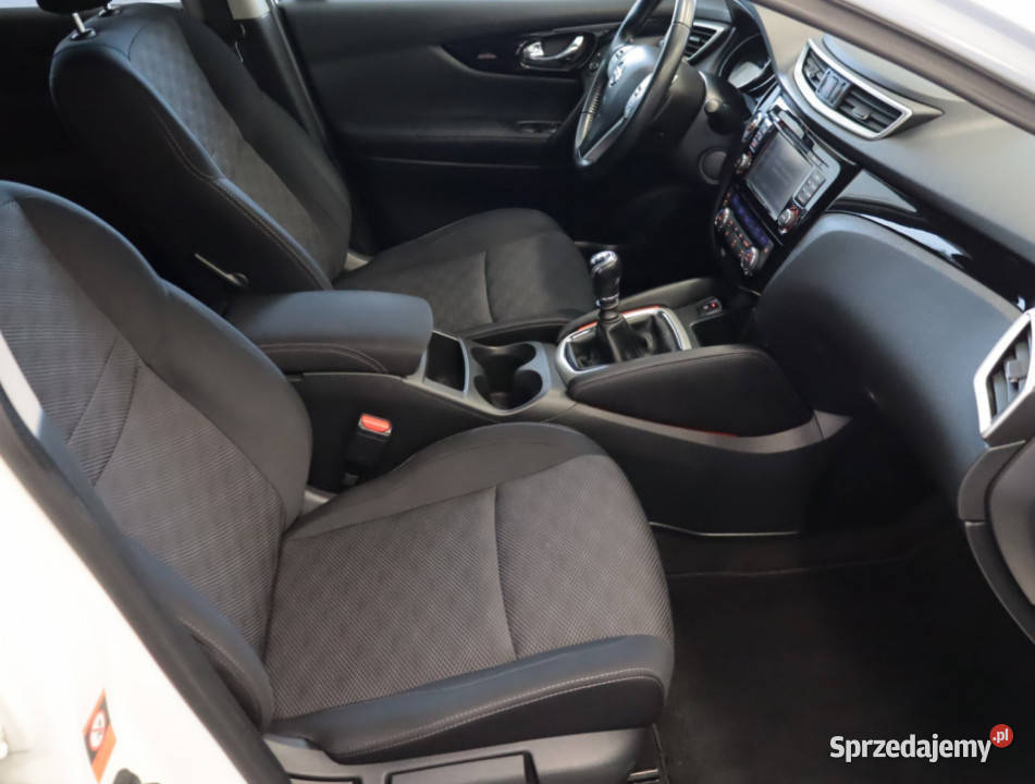 Nissan Qashqai 16 DIGT manualna Lublin
