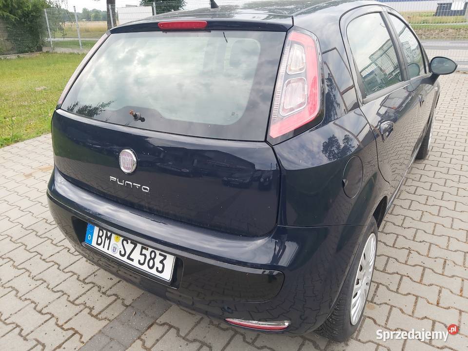 Fiat Grande Punto 14 benzyna z Niemiec Rok produkcji 2012 Grande Punto