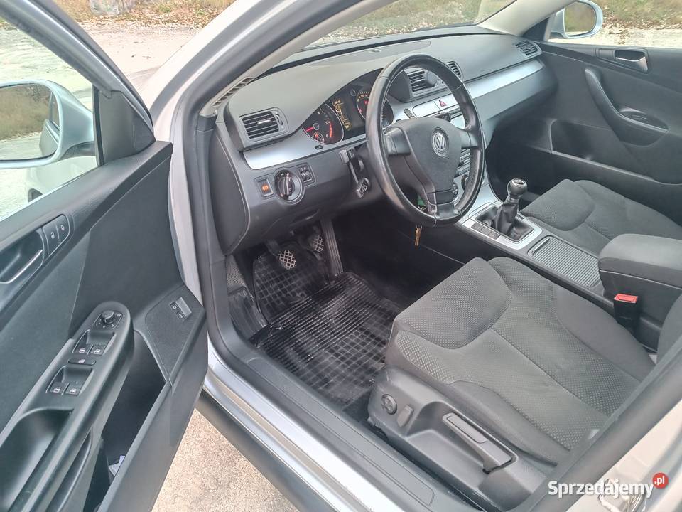 Volkswagen Passat B6 20 TDI CR Comfortline Passat Busko-Zdrój sprzedam